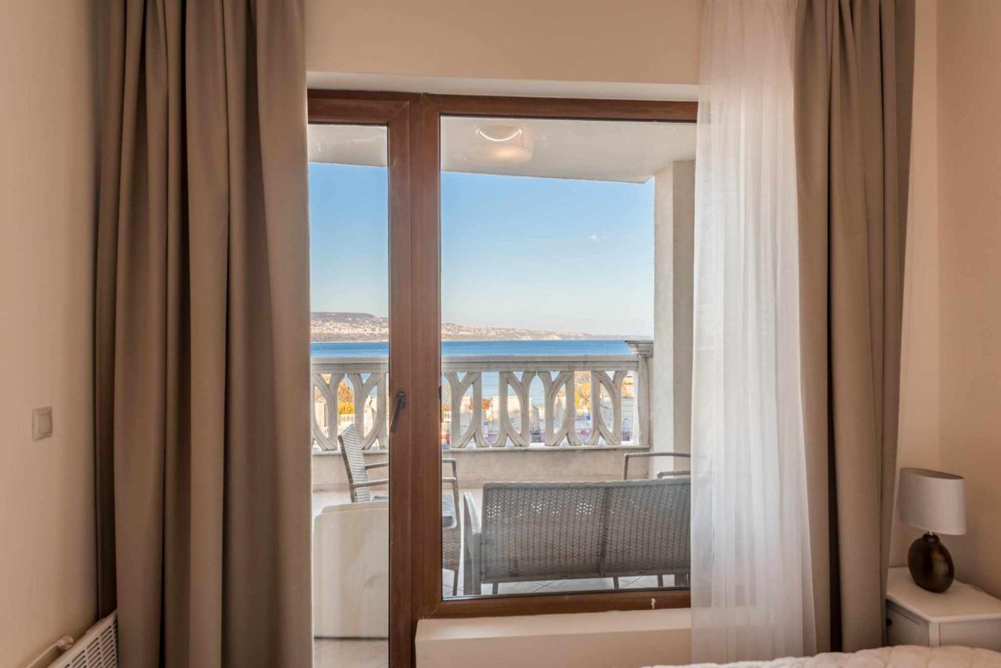 Azur Del Mar Seaview Apartment Varna Luaran gambar